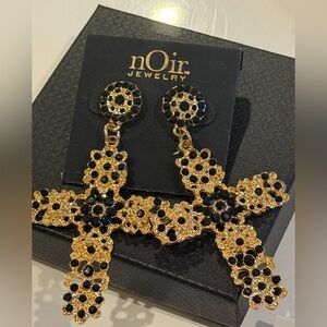 nOir Jewelry Black and Gold Statement Cross Earrings